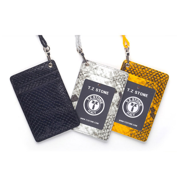 TZ1D210 뱀피 화이트 목걸이형 카드지갑